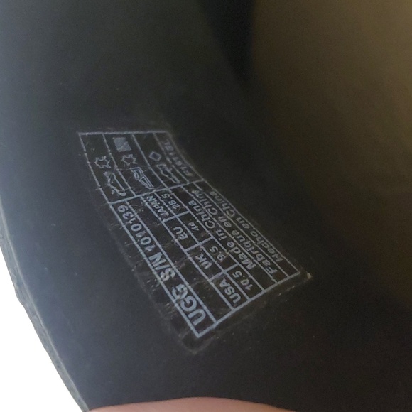 UGG Black Leather Loafers Mens Size 10.5 Slipper Shoes Fringe Tassels SN 1010139 - Picture 11 of 16